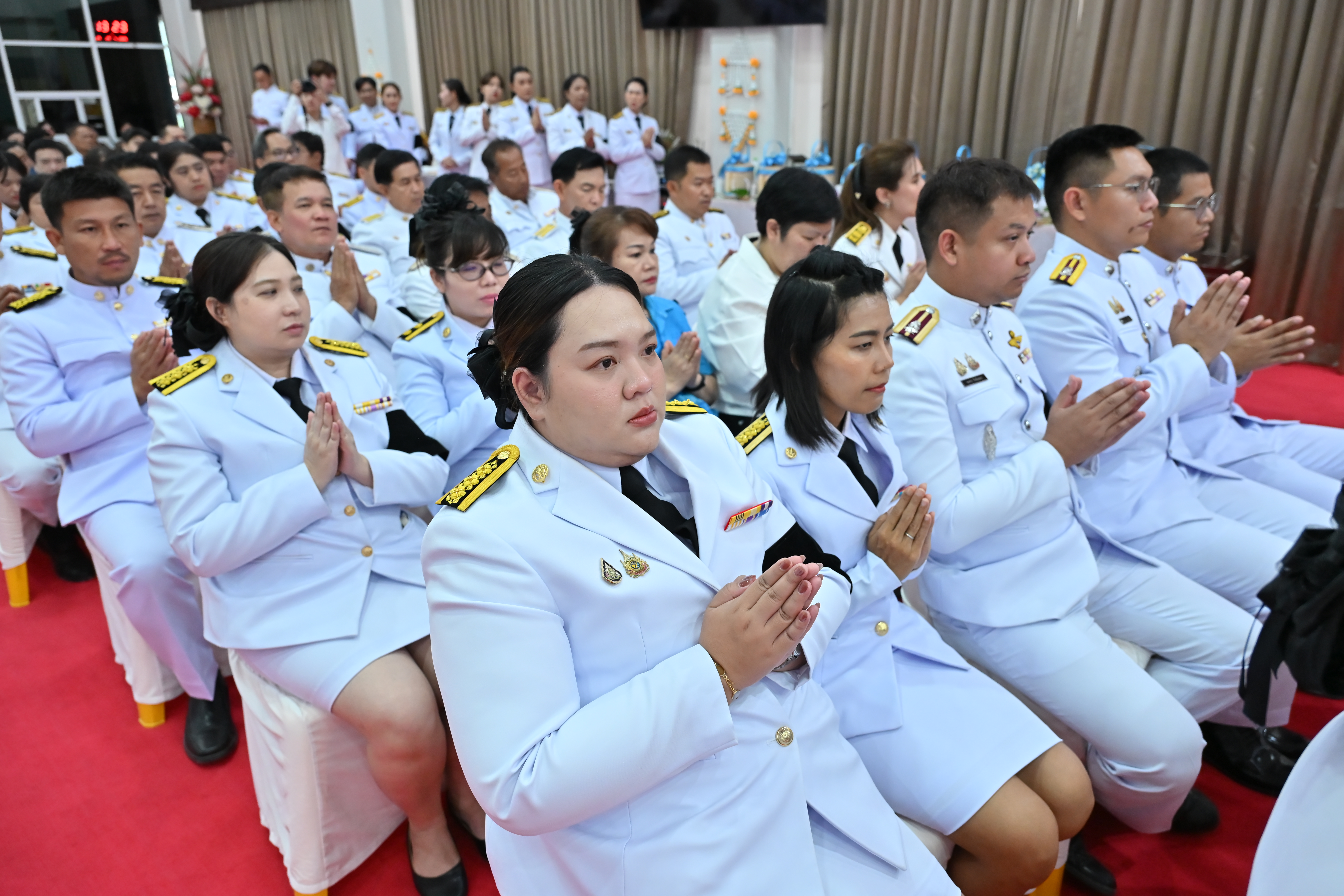 title - ส.ป.ก.นครปฐม เข้าร่วมพิธีเจริญพระพุทธมนต์เฉลิมพระเกียรติ สมเด็จพระเจ้าลูกยาเธอ เจ้าฟ้าทีปังกรรัศมีโชติ มหาวชิโรตตมางกูร สิริวิบูลยราชกุมาร เนื่องในโอกาสวันคล้ายวันประสูติ